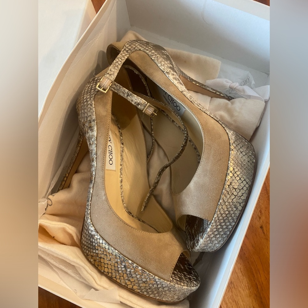 Gorgeous Jimmy Choo heels 🤩